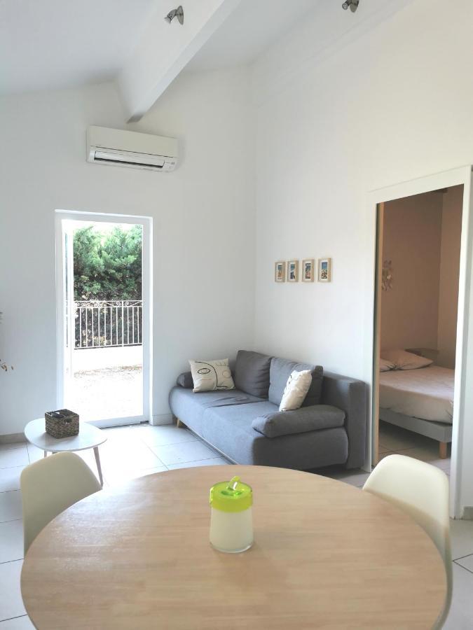 Apartment T2 Avec Exterieur Au Coeur Du Vaucluse Chateauneuf-de-Gadagne